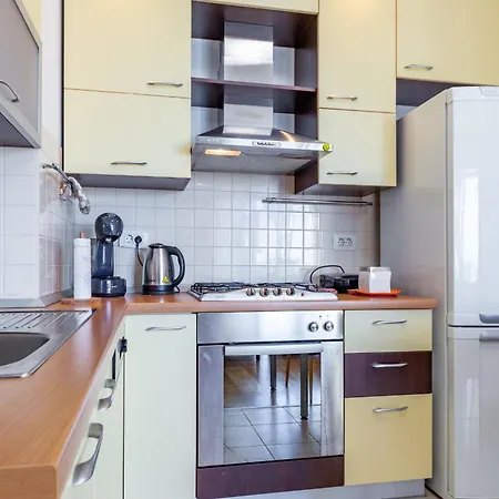 Dominik With Garage Parking Close To The Center Lägenhet *